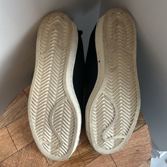 Adidas Slip-on shoes - Picture 5 of 6